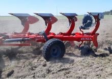 Pługi Unia Ibis XLS 3+1 Corn