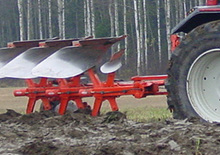 Pługi Kuhn Master 102 NSH 3