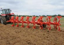 Pługi Kuhn Multi-Leader 7 T