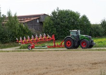 Pługi Pöttinger Servo T 6000