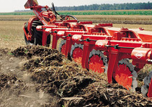 Pługi Kuhn Vari-Lander XC 5NSH