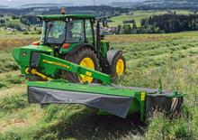 Kosiarka dyskowa z kondycjonerem mocowana z tyłu John Deere 331