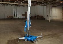 Kołowe platformy robocze z masztem pionowym Genie AWP 25 S