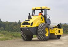 Pojedyncze walce drogowe Bomag BW 211-40