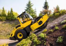 Pojedyncze walce drogowe Bomag BW 213 PDHC-4