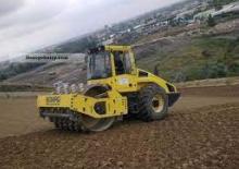 Pojedyncze walce drogowe Bomag BW 214 PDHC-4