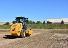 Pojedyncze walce drogowe Caterpillar CS7