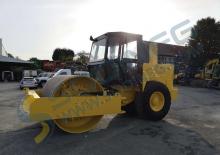 Pojedyncze walce drogowe Vibromax W 1802 PD