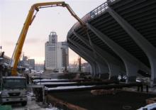 Pompa do betonu mocowana na ciężarówce Reich VMR 4-37/33-2V