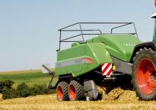 Prasa kostkująca Fendt 12130 NT