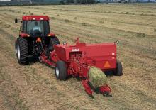 Prasa kostkująca Case IH SB 551
