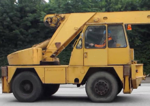 Przemysłowe żurawie samojezdne Liebherr LI 1012