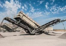 Przesiewacze mobilne Metso Lokotrack ST4.8