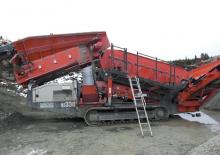 Przesiewacze mobilne Sandvik QE 330