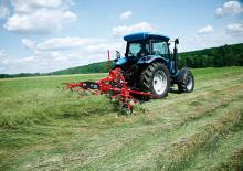 Przetrząsacze karuzelowe Kuhn GF 422