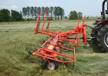 Przetrząsacze karuzelowe Kuhn GF 6502