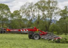 Przetrząsacze karuzelowe Massey Ferguson TD1028X TRC