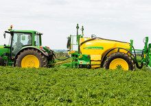 Opryskiwacze zaczepiane John Deere 732
