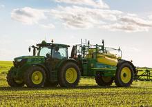 Opryskiwacze zaczepiane John Deere R952i