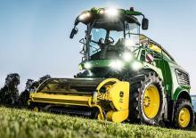 Przyrządy żniwne kombajnu - podbieracze John Deere 639