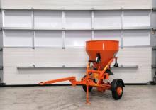 Rozsiewacze do holowania Stoll KS/BO/BR 300
