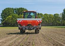 Rozsiewacze nawozów Kubota DSX 3900 hydr 