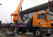 Platformy robocze na wysięgniku teleskopowym mocowane na ciężarówce Bronto Skylift S 44 XDT
