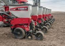 Siewniki Case IH 1215 8R36