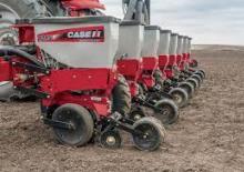 Siewniki Case IH 1215 8R40