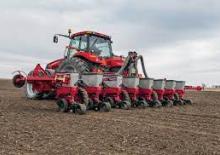 Siewniki Case IH 1235 8R40