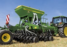 Siewniki John Deere 750A