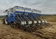 Siewniki New Holland PL4013
