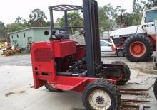 Spalinowe podwieszane wózki widłowe Moffett M 2275