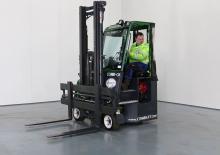 Spalinowe wielokierunkowe wózki widłowe Combi-Lift CB 2500 XL