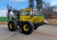 Specjalny ciągnik zrywkowy ZTS LKT 082