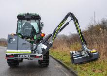 Sprzęt do prac letnich/Kosiarki skarpowe Greentec Scorpion 430-4 S