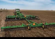 Spulchniacze John Deere 200