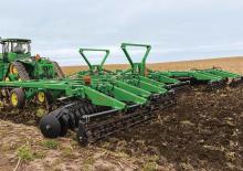 Spulchniacze John Deere 2635