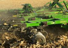 Spulchniacze John Deere 2660VT