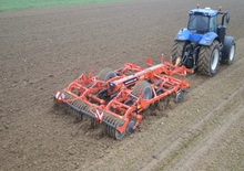 Spulchniacze Kuhn Performer 4000