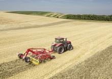 Spulchniacze Pöttinger Synkro 4030 T