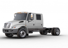 Ciągniki siodłowe ze sztywnym podwoziem International Durastar 4300 107 SBA Crew Cab Cummins L9