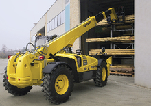 Ładowarki teleskopowe Komatsu WH713