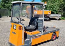Traktor holowniczy Hako Sherpa 3000 T 8