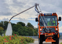 Traktory miejskie z zaczepem przednim Ladog E 1250