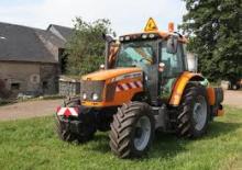 Traktory miejskie z zaczepem przednim Massey Ferguson MF 6445