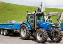 Traktory miejskie z zaczepem przednim Massey Ferguson MF 6460