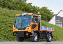 Traktory miejskie z zaczepem przednim Ladog T 1700