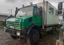 Traktory miejskie z zaczepem przednim Unimog U 3000