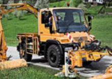 Traktory miejskie z zaczepem przednim Unimog U 400